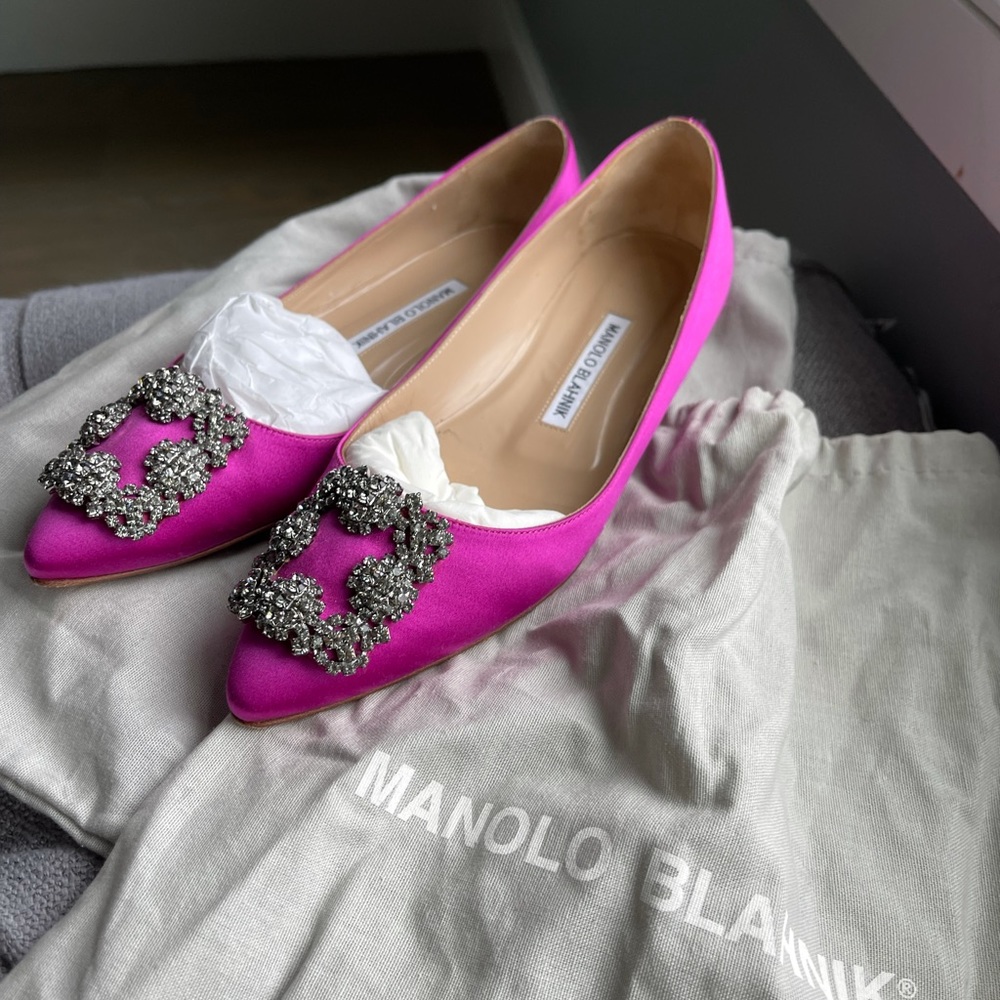 Manolo Blahnik Hangisi Satin Flat Pink 36.5